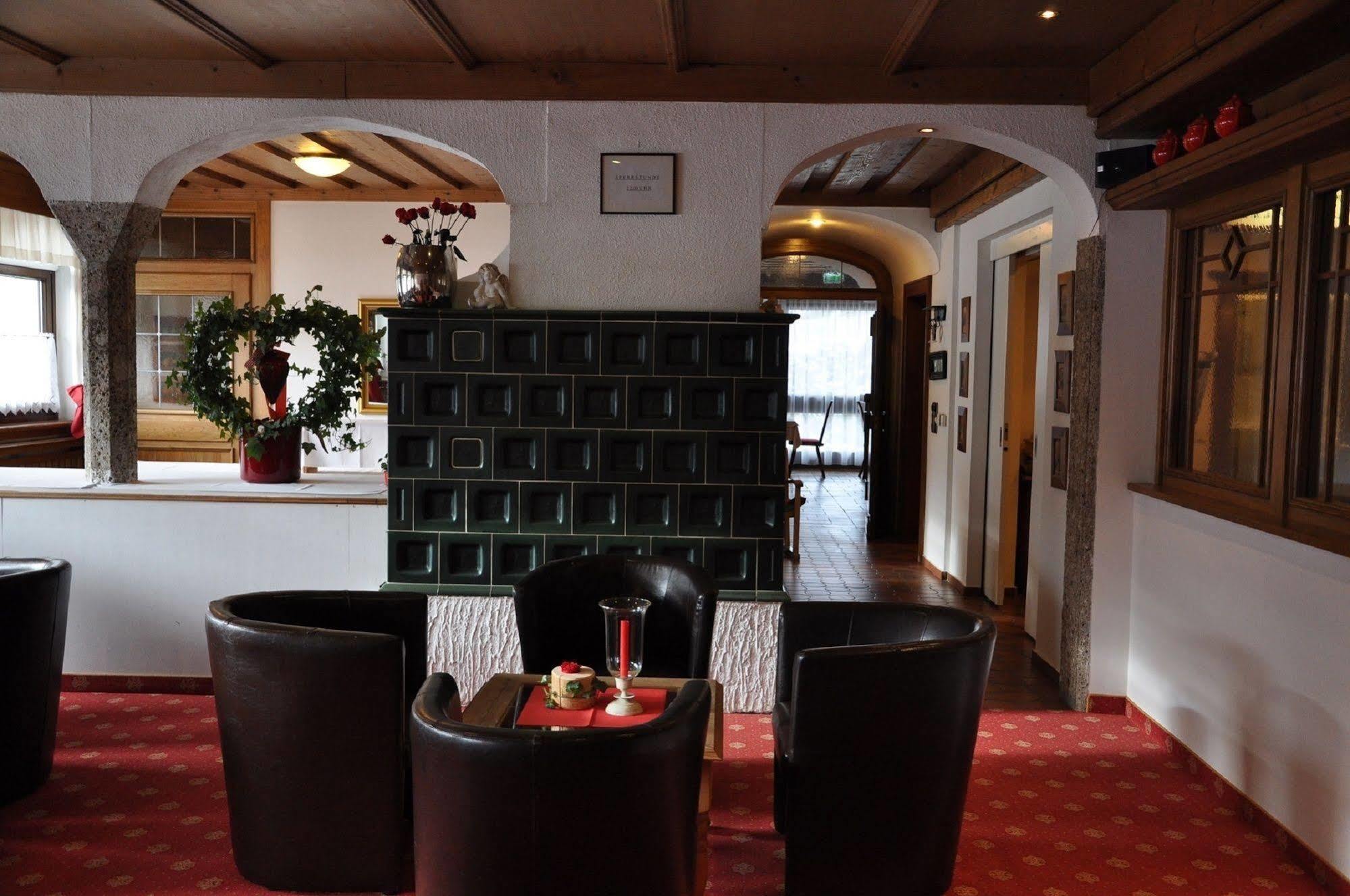 Hotel Moawirt Hundsdorfl Exteriör bild