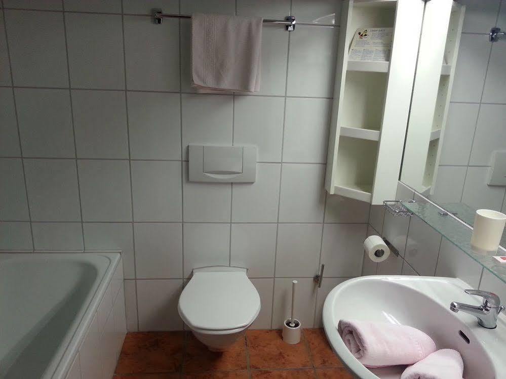 Hotel Moawirt Hundsdorfl Exteriör bild